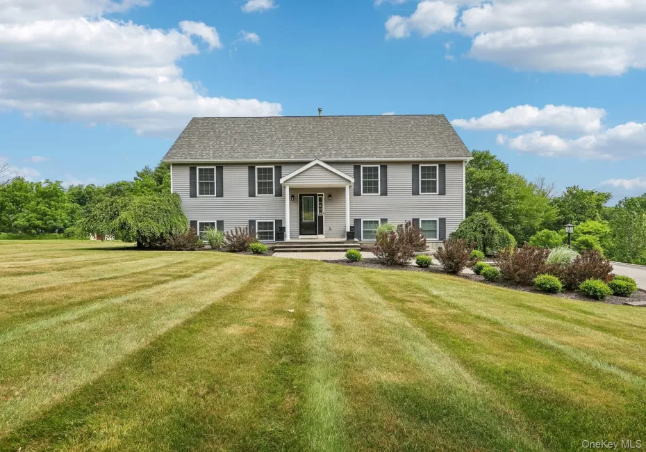 4 Lira Street, Newburgh (town), NY, 3 Bedrooms Bedrooms, 7 Rooms Rooms,3 BathroomsBathrooms,Residential,For Rent,Lira,0,1013514 4 Lira Street, Newburgh (town), NY, 3 Bedrooms Bedrooms, 7 Rooms Rooms,3 BathroomsBathrooms,Residential,For Rent,Lira,0,1013514