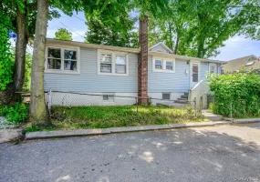 47D Edgewater Park, New York, NY, 2 Bedrooms Bedrooms, 7 Rooms Rooms,1 BathroomBathrooms,Residential,For Rent,Edgewater,0,1014353 47D Edgewater Park, New York, NY, 2 Bedrooms Bedrooms, 7 Rooms Rooms,1 BathroomBathrooms,Residential,For Rent,Edgewater,0,1014353
