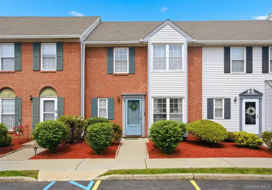 6 Goldsmith Court, Blooming Grove, NY, 2 Bedrooms Bedrooms, 6 Rooms Rooms,2 BathroomsBathrooms,Residential,For Rent,Goldsmith,0,1013390 6 Goldsmith Court, Blooming Grove, NY, 2 Bedrooms Bedrooms, 6 Rooms Rooms,2 BathroomsBathrooms,Residential,For Rent,Goldsmith,0,1013390
