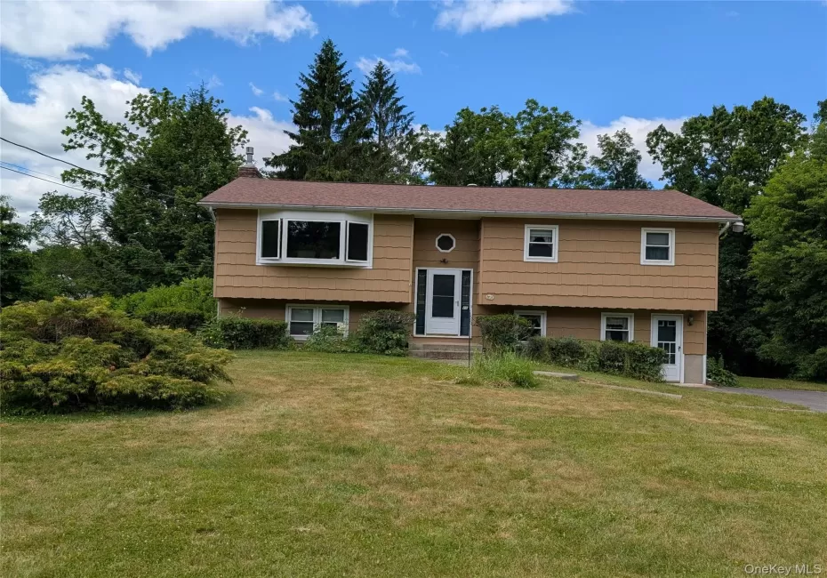 11 Kevin Court, Crawford, NY, 4 Bedrooms Bedrooms, 9 Rooms Rooms,2 BathroomsBathrooms,Residential,For Rent,Kevin,0,1014332 11 Kevin Court, Crawford, NY, 4 Bedrooms Bedrooms, 9 Rooms Rooms,2 BathroomsBathrooms,Residential,For Rent,Kevin,0,1014332
