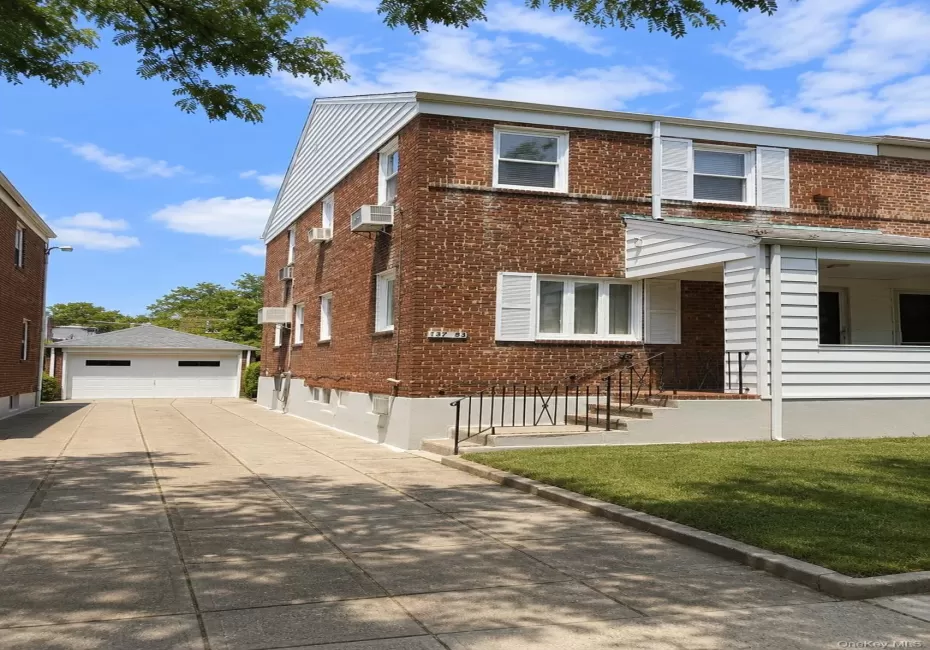 137-53 71st Avenue, New York, NY, 3 Bedrooms Bedrooms, 6 Rooms Rooms,1 BathroomBathrooms,Residential,For Rent,71st,0,1013331 137-53 71st Avenue, New York, NY, 3 Bedrooms Bedrooms, 6 Rooms Rooms,1 BathroomBathrooms,Residential,For Rent,71st,0,1013331