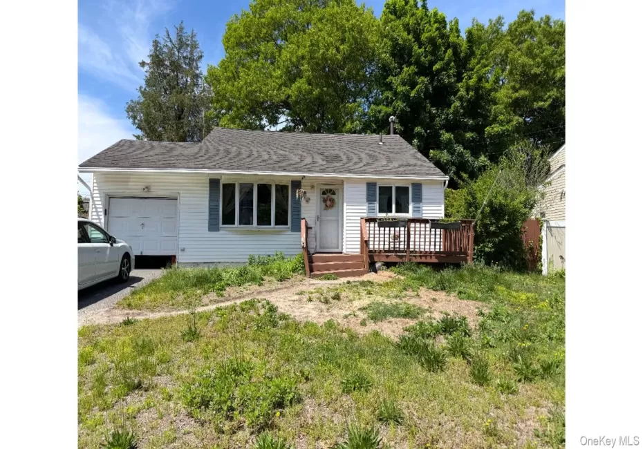 49 Huron Street, Brookhaven, NY, 3 Bedrooms Bedrooms, 7 Rooms Rooms,1 BathroomBathrooms,Residential,For Rent,Huron,0,1002551 49 Huron Street, Brookhaven, NY, 3 Bedrooms Bedrooms, 7 Rooms Rooms,1 BathroomBathrooms,Residential,For Rent,Huron,0,1002551