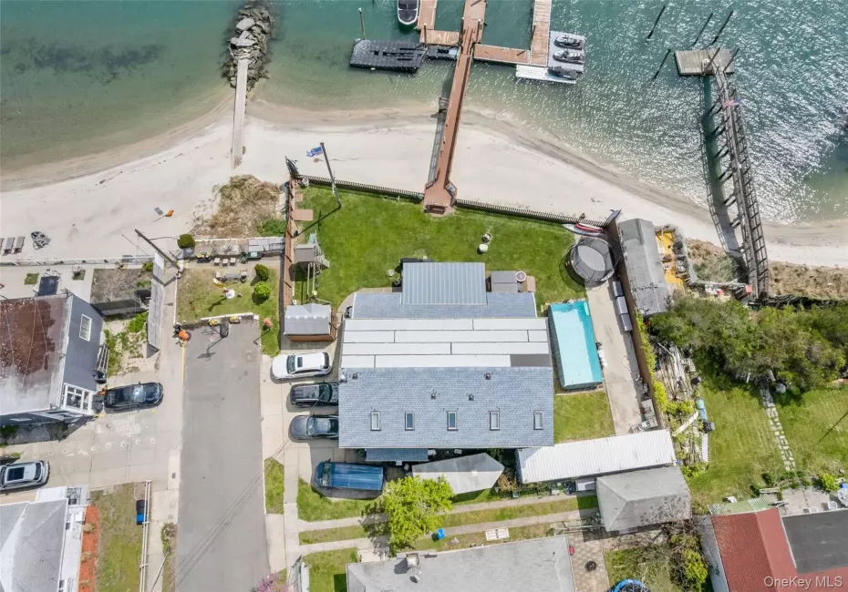 125 Beach 3rd Street, New York, NY, 6 Bedrooms Bedrooms, 9 Rooms Rooms,4 BathroomsBathrooms,Residential,For Rent,Beach 3rd,0,1011261 125 Beach 3rd Street, New York, NY, 6 Bedrooms Bedrooms, 9 Rooms Rooms,4 BathroomsBathrooms,Residential,For Rent,Beach 3rd,0,1011261