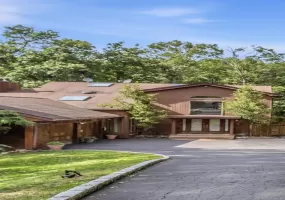 1 Brothers Court, Huntington, NY, 2 Bedrooms Bedrooms, 5 Rooms Rooms,1 BathroomBathrooms,Residential Lease,For Rent,Brothers,0,1014163 1 Brothers Court, Huntington, NY, 2 Bedrooms Bedrooms, 5 Rooms Rooms,1 BathroomBathrooms,Residential Lease,For Rent,Brothers,0,1014163