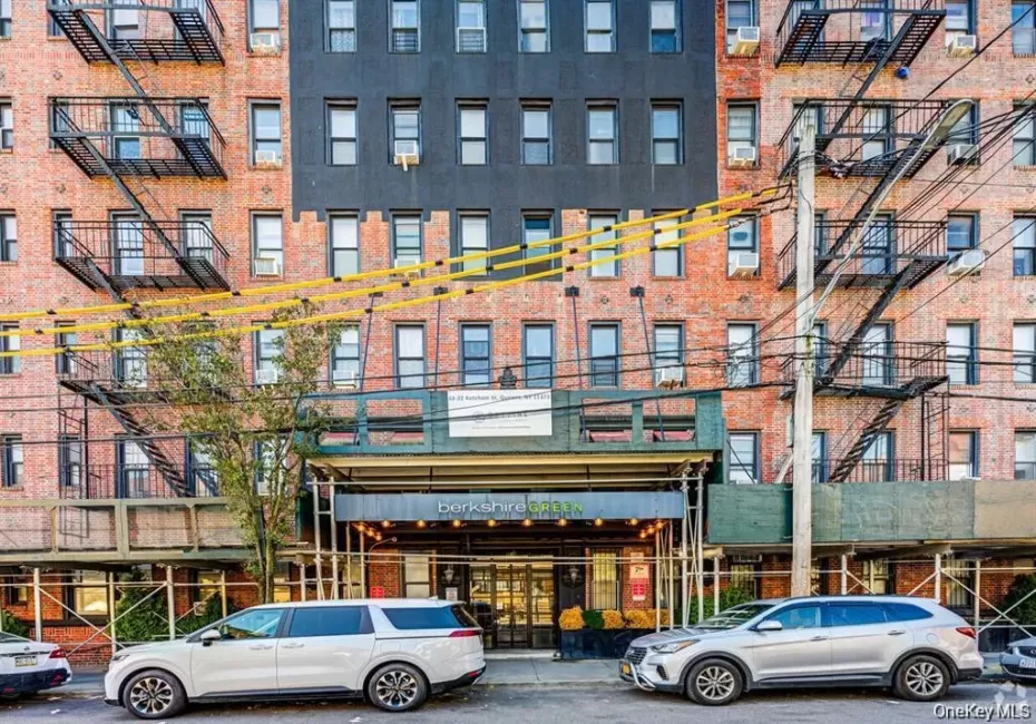 42-22 Ketcham Street, New York, NY, 1 Bedroom Bedrooms, 2 Rooms Rooms,1 BathroomBathrooms,Residential,For Rent,Ketcham,0,1014573 42-22 Ketcham Street, New York, NY, 1 Bedroom Bedrooms, 2 Rooms Rooms,1 BathroomBathrooms,Residential,For Rent,Ketcham,0,1014573
