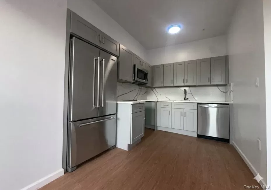 324 Eldert Street, New York, NY, 1 Bedroom Bedrooms, 4 Rooms Rooms,1 BathroomBathrooms,Residential Lease,For Rent,Eldert,0,1014686 324 Eldert Street, New York, NY, 1 Bedroom Bedrooms, 4 Rooms Rooms,1 BathroomBathrooms,Residential Lease,For Rent,Eldert,0,1014686