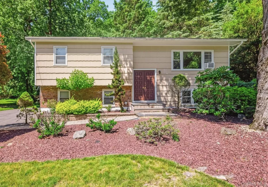 42 Sandy Brook Drive, Ramapo, NY, 4 Bedrooms Bedrooms, 10 Rooms Rooms,1 BathroomBathrooms,Residential,For Rent,Sandy Brook,0,1014018 42 Sandy Brook Drive, Ramapo, NY, 4 Bedrooms Bedrooms, 10 Rooms Rooms,1 BathroomBathrooms,Residential,For Rent,Sandy Brook,0,1014018
