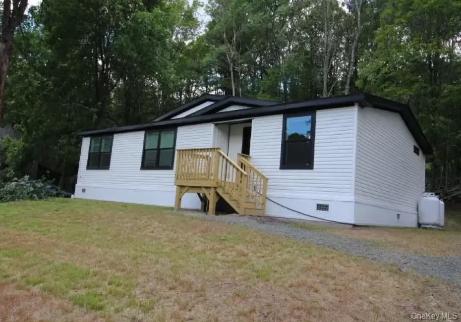 256 Main Street, Rockland, NY, 2 Bedrooms Bedrooms, 7 Rooms Rooms,2 BathroomsBathrooms,Residential,For Rent,Main,0,1014928 256 Main Street, Rockland, NY, 2 Bedrooms Bedrooms, 7 Rooms Rooms,2 BathroomsBathrooms,Residential,For Rent,Main,0,1014928