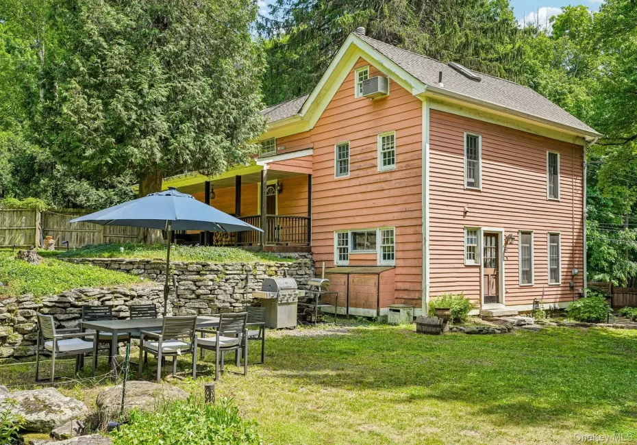 Welcome to 456 Saddle River Road. Welcome to 456 Saddle River Road.