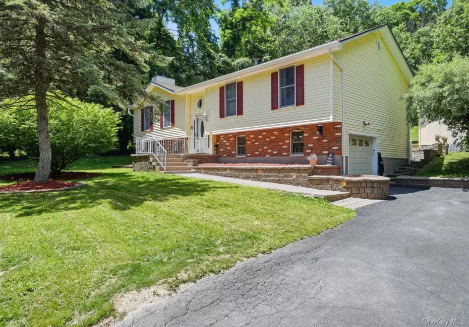 73 Kentview Drive, Carmel, NY, 4 Bedrooms Bedrooms, 8 Rooms Rooms,3 BathroomsBathrooms,Residential,For Rent,Kentview,0,1007023 73 Kentview Drive, Carmel, NY, 4 Bedrooms Bedrooms, 8 Rooms Rooms,3 BathroomsBathrooms,Residential,For Rent,Kentview,0,1007023