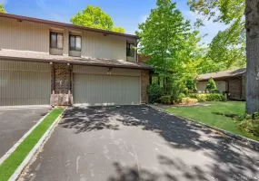 302 Vista Drive, Oyster Bay, NY, 5 Bedrooms Bedrooms, 10 Rooms Rooms,4 BathroomsBathrooms,Residential,For Rent,Vista,0,1012859 302 Vista Drive, Oyster Bay, NY, 5 Bedrooms Bedrooms, 10 Rooms Rooms,4 BathroomsBathrooms,Residential,For Rent,Vista,0,1012859