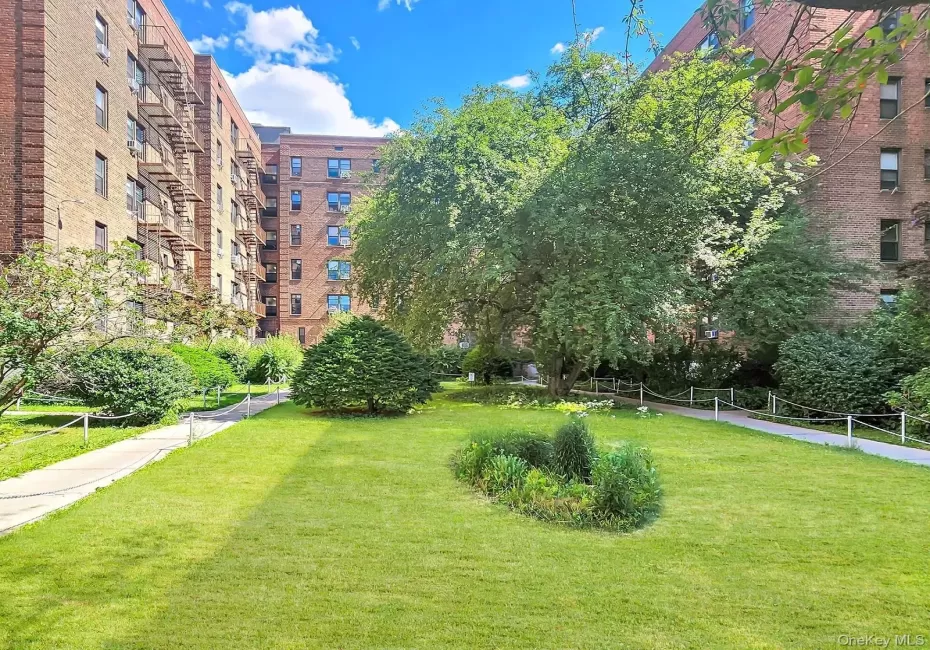 144-46 38th Avenue, New York, NY, 1 Bedroom Bedrooms, 4 Rooms Rooms,1 BathroomBathrooms,Residential,For Rent,38th,0,1014688 144-46 38th Avenue, New York, NY, 1 Bedroom Bedrooms, 4 Rooms Rooms,1 BathroomBathrooms,Residential,For Rent,38th,0,1014688