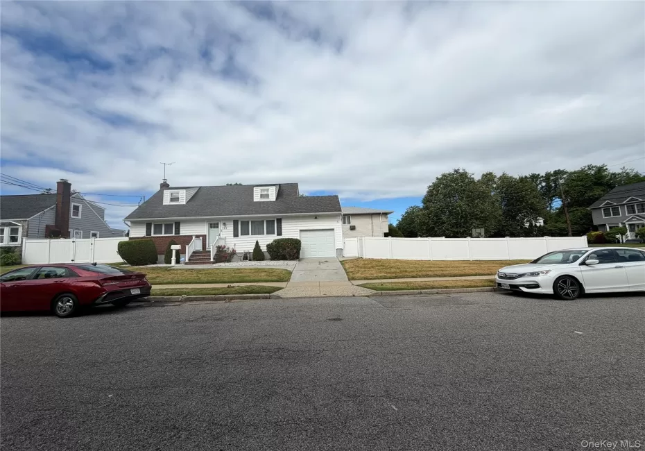 101 Sagamore Street, Hempstead, NY, 4 Bedrooms Bedrooms, 6 Rooms Rooms,2 BathroomsBathrooms,Residential,For Rent,Sagamore,0,1014327 101 Sagamore Street, Hempstead, NY, 4 Bedrooms Bedrooms, 6 Rooms Rooms,2 BathroomsBathrooms,Residential,For Rent,Sagamore,0,1014327