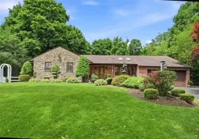 3 Partridge Lane, Huntington, NY, 4 Bedrooms Bedrooms, 8 Rooms Rooms,3 BathroomsBathrooms,Residential,For Rent,Partridge,0,KEY1014315 3 Partridge Lane, Huntington, NY, 4 Bedrooms Bedrooms, 8 Rooms Rooms,3 BathroomsBathrooms,Residential,For Rent,Partridge,0,KEY1014315