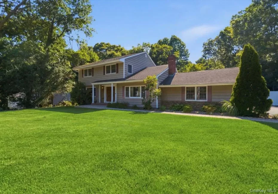 6 Redwood Drive, Huntington, NY, 4 Bedrooms Bedrooms, 8 Rooms Rooms,3 BathroomsBathrooms,Residential,For Rent,Redwood,0,1013646 6 Redwood Drive, Huntington, NY, 4 Bedrooms Bedrooms, 8 Rooms Rooms,3 BathroomsBathrooms,Residential,For Rent,Redwood,0,1013646