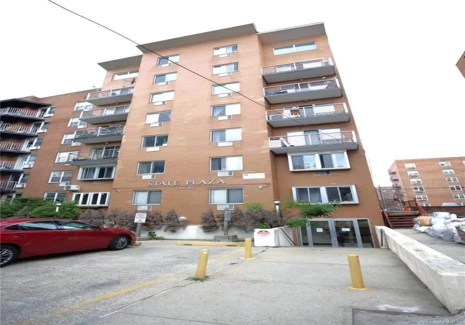 13987 35th Avenue, New York, NY, 1 Bedroom Bedrooms, 3 Rooms Rooms,1 BathroomBathrooms,Residential,For Rent,35th,0,1014727 13987 35th Avenue, New York, NY, 1 Bedroom Bedrooms, 3 Rooms Rooms,1 BathroomBathrooms,Residential,For Rent,35th,0,1014727