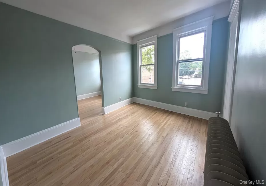 632 Middle Neck Road, North Hempstead, NY, 3 Bedrooms Bedrooms, 6 Rooms Rooms,1 BathroomBathrooms,Residential Lease,For Rent,Middle Neck,0,1013530 632 Middle Neck Road, North Hempstead, NY, 3 Bedrooms Bedrooms, 6 Rooms Rooms,1 BathroomBathrooms,Residential Lease,For Rent,Middle Neck,0,1013530