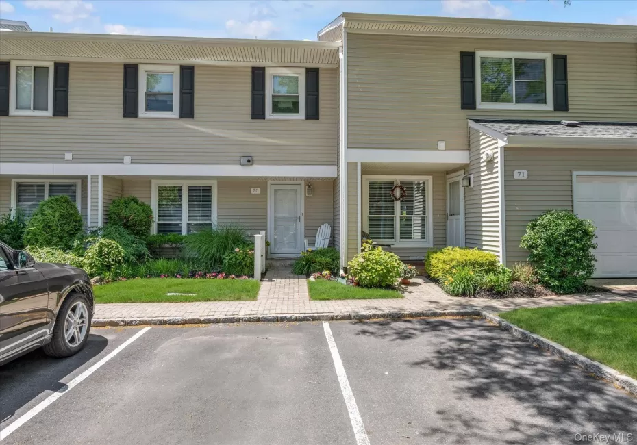 100-70 Baker Court, Hempstead, NY, 3 Bedrooms Bedrooms, 5 Rooms Rooms,2 BathroomsBathrooms,Residential,For Rent,Baker,0,KEY1013637 100-70 Baker Court, Hempstead, NY, 3 Bedrooms Bedrooms, 5 Rooms Rooms,2 BathroomsBathrooms,Residential,For Rent,Baker,0,KEY1013637