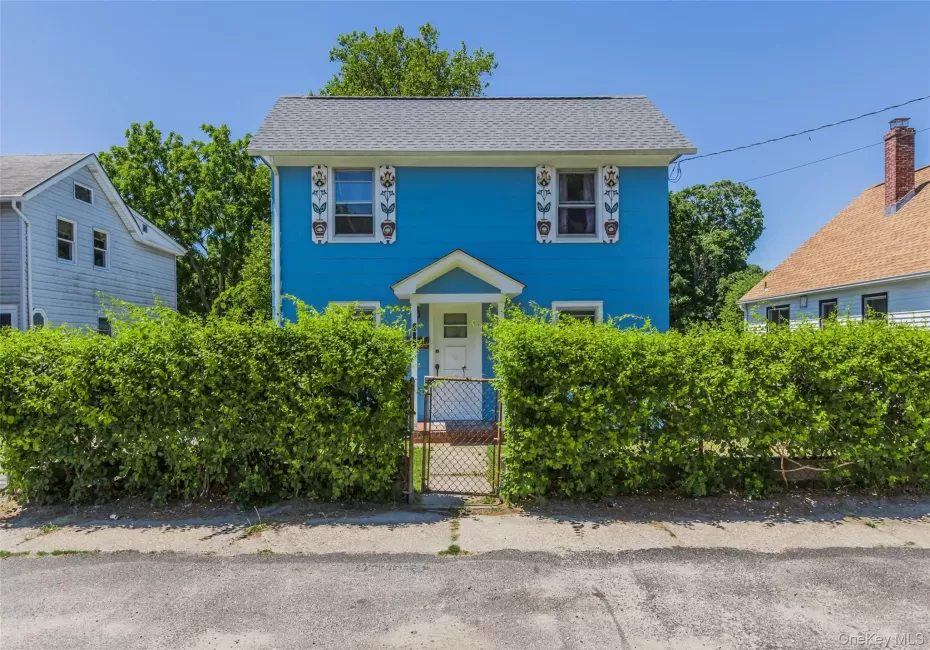 337 Hamilton Avenue, Riverhead, NY, 3 Bedrooms Bedrooms, 5 Rooms Rooms,1 BathroomBathrooms,Residential,For Rent,Hamilton,0,1014828 337 Hamilton Avenue, Riverhead, NY, 3 Bedrooms Bedrooms, 5 Rooms Rooms,1 BathroomBathrooms,Residential,For Rent,Hamilton,0,1014828