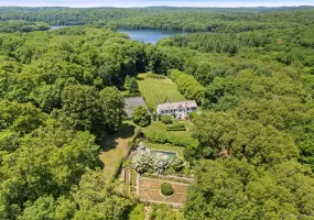 242 Croton Lake Road, Bedford, NY, 5 Bedrooms Bedrooms, 10 Rooms Rooms,5 BathroomsBathrooms,Residential,For Rent,Croton Lake,0,1014891 242 Croton Lake Road, Bedford, NY, 5 Bedrooms Bedrooms, 10 Rooms Rooms,5 BathroomsBathrooms,Residential,For Rent,Croton Lake,0,1014891