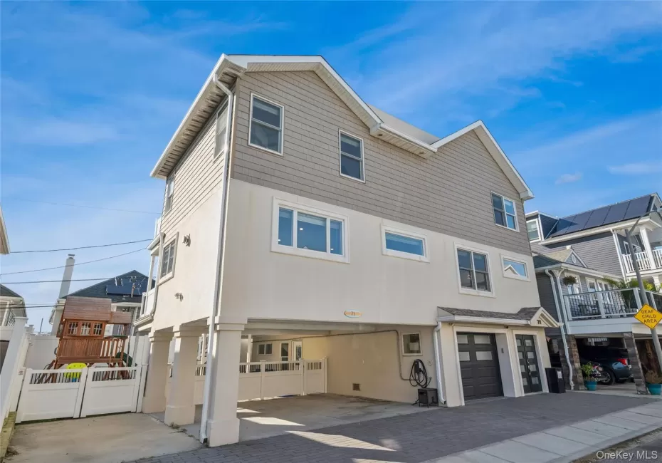 71 Michigan Street, Long Beach, NY, 5 Bedrooms Bedrooms, 13 Rooms Rooms,3 BathroomsBathrooms,Residential,For Rent,Michigan,0,1013894 71 Michigan Street, Long Beach, NY, 5 Bedrooms Bedrooms, 13 Rooms Rooms,3 BathroomsBathrooms,Residential,For Rent,Michigan,0,1013894