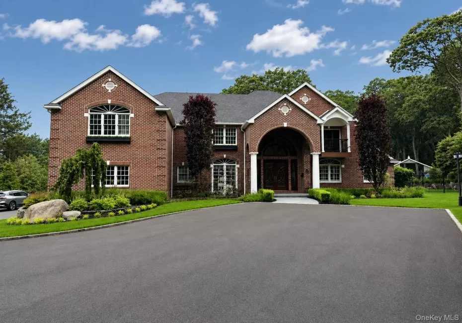 135 Round Swamp Road, Huntington, NY, 7 Bedrooms Bedrooms, 17 Rooms Rooms,6 BathroomsBathrooms,Residential,For Rent,Round Swamp,0,1014930 135 Round Swamp Road, Huntington, NY, 7 Bedrooms Bedrooms, 17 Rooms Rooms,6 BathroomsBathrooms,Residential,For Rent,Round Swamp,0,1014930