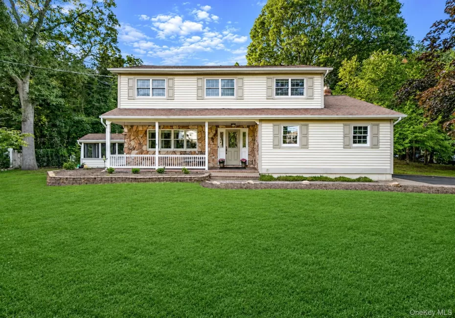 93 Country Road, Brookhaven, NY, 4 Bedrooms Bedrooms, 11 Rooms Rooms,2 BathroomsBathrooms,Residential,For Rent,Country,0,1014757 93 Country Road, Brookhaven, NY, 4 Bedrooms Bedrooms, 11 Rooms Rooms,2 BathroomsBathrooms,Residential,For Rent,Country,0,1014757