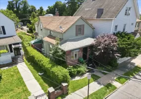 413 Union Avenue, Mount Vernon, NY, 3 Bedrooms Bedrooms, 10 Rooms Rooms,2 BathroomsBathrooms,Residential,For Rent,Union,0,1012095 413 Union Avenue, Mount Vernon, NY, 3 Bedrooms Bedrooms, 10 Rooms Rooms,2 BathroomsBathrooms,Residential,For Rent,Union,0,1012095