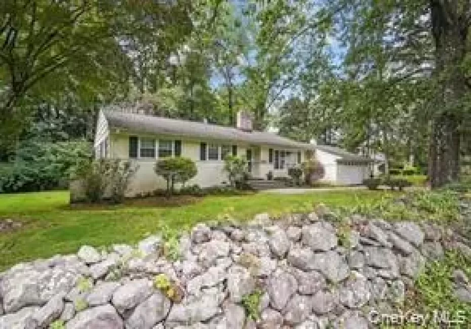 28 River Road, Ramapo, NY, 4 Bedrooms Bedrooms, 13 Rooms Rooms,3 BathroomsBathrooms,Residential,For Rent,River,0,1002235 28 River Road, Ramapo, NY, 4 Bedrooms Bedrooms, 13 Rooms Rooms,3 BathroomsBathrooms,Residential,For Rent,River,0,1002235
