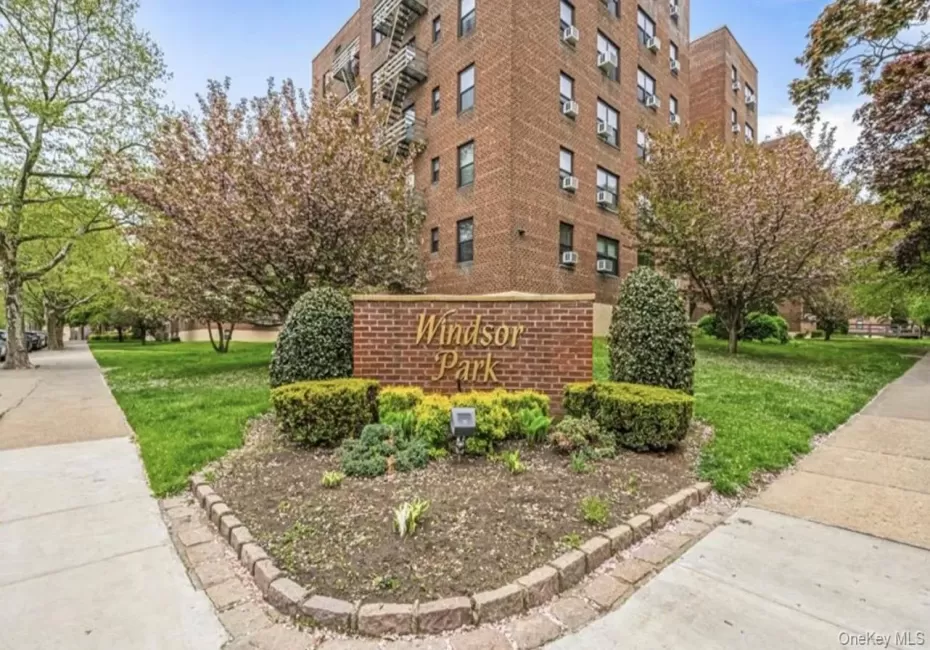 212-04 75th Avenue, New York, NY, 1 Bedroom Bedrooms, 5 Rooms Rooms,1 BathroomBathrooms,Residential Lease,For Rent,75th,0,1015308 212-04 75th Avenue, New York, NY, 1 Bedroom Bedrooms, 5 Rooms Rooms,1 BathroomBathrooms,Residential Lease,For Rent,75th,0,1015308