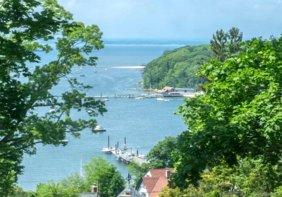 42 Central Avenue, Oyster Bay, NY, 1 Bedroom Bedrooms, 3 Rooms Rooms,1 BathroomBathrooms,Residential Lease,For Rent,Central,0,1015071 42 Central Avenue, Oyster Bay, NY, 1 Bedroom Bedrooms, 3 Rooms Rooms,1 BathroomBathrooms,Residential Lease,For Rent,Central,0,1015071