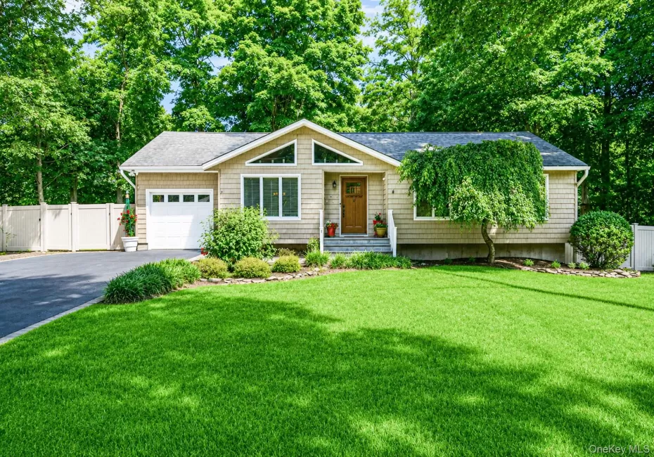 1 Honey Lane, Brookhaven, NY, 3 Bedrooms Bedrooms, 6 Rooms Rooms,3 BathroomsBathrooms,Residential,For Rent,Honey,0,1012991 1 Honey Lane, Brookhaven, NY, 3 Bedrooms Bedrooms, 6 Rooms Rooms,3 BathroomsBathrooms,Residential,For Rent,Honey,0,1012991