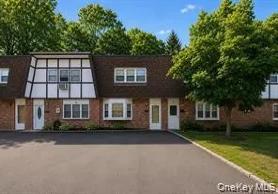 7 Roundtree Court, Beacon, NY, 3 Bedrooms Bedrooms, 6 Rooms Rooms,1 BathroomBathrooms,Residential Lease,For Rent,Roundtree,0,1013694 7 Roundtree Court, Beacon, NY, 3 Bedrooms Bedrooms, 6 Rooms Rooms,1 BathroomBathrooms,Residential Lease,For Rent,Roundtree,0,1013694