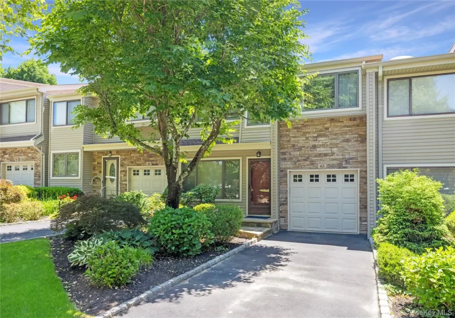63 Lisa Drive, Huntington, NY, 3 Bedrooms Bedrooms, 10 Rooms Rooms,2 BathroomsBathrooms,Residential,For Rent,Lisa,0,1013438 63 Lisa Drive, Huntington, NY, 3 Bedrooms Bedrooms, 10 Rooms Rooms,2 BathroomsBathrooms,Residential,For Rent,Lisa,0,1013438