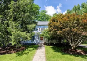 14 Maple Avenue, North East, NY, 4 Bedrooms Bedrooms, 10 Rooms Rooms,3 BathroomsBathrooms,Residential,For Rent,Maple,0,1014048 14 Maple Avenue, North East, NY, 4 Bedrooms Bedrooms, 10 Rooms Rooms,3 BathroomsBathrooms,Residential,For Rent,Maple,0,1014048