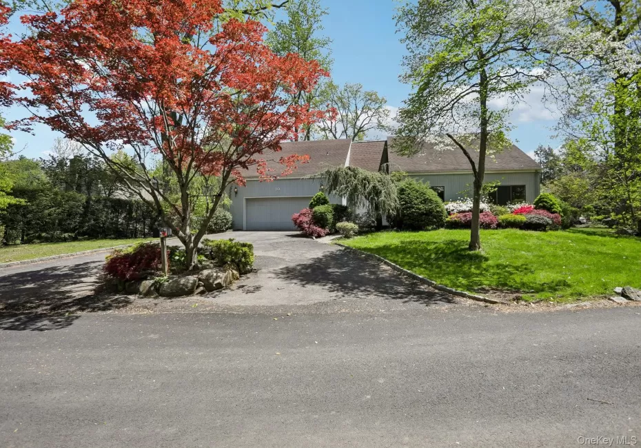 20 High Point Lane, Greenburgh, NY, 5 Bedrooms Bedrooms, 9 Rooms Rooms,3 BathroomsBathrooms,Residential,For Rent,High Point,0,981833 20 High Point Lane, Greenburgh, NY, 5 Bedrooms Bedrooms, 9 Rooms Rooms,3 BathroomsBathrooms,Residential,For Rent,High Point,0,981833