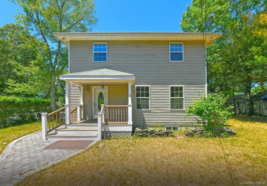 208 Lake Drive, Brookhaven, NY, 3 Bedrooms Bedrooms, 6 Rooms Rooms,1 BathroomBathrooms,Residential,For Rent,Lake,0,1014115 208 Lake Drive, Brookhaven, NY, 3 Bedrooms Bedrooms, 6 Rooms Rooms,1 BathroomBathrooms,Residential,For Rent,Lake,0,1014115