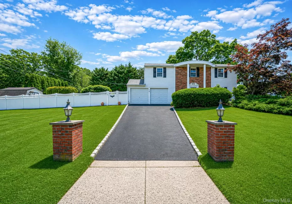 2 Barry Lane, Brookhaven, NY, 4 Bedrooms Bedrooms, 9 Rooms Rooms,2 BathroomsBathrooms,Residential,For Rent,Barry,0,1013359 2 Barry Lane, Brookhaven, NY, 4 Bedrooms Bedrooms, 9 Rooms Rooms,2 BathroomsBathrooms,Residential,For Rent,Barry,0,1013359