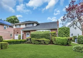 323 Richard Street, Hempstead, NY, 3 Bedrooms Bedrooms, 7 Rooms Rooms,1 BathroomBathrooms,Residential,For Rent,Richard,0,1007617 323 Richard Street, Hempstead, NY, 3 Bedrooms Bedrooms, 7 Rooms Rooms,1 BathroomBathrooms,Residential,For Rent,Richard,0,1007617