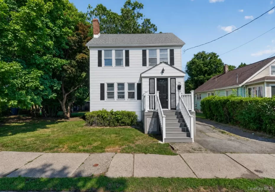 196 Cottage Street, Middletown, NY, 3 Bedrooms Bedrooms, 8 Rooms Rooms,1 BathroomBathrooms,Residential,For Rent,Cottage,0,1014761 196 Cottage Street, Middletown, NY, 3 Bedrooms Bedrooms, 8 Rooms Rooms,1 BathroomBathrooms,Residential,For Rent,Cottage,0,1014761