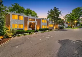 412 Tallwood Drive, Greenburgh, NY, 3 Bedrooms Bedrooms, 6 Rooms Rooms,2 BathroomsBathrooms,Residential,For Rent,Tallwood,0,1009105 412 Tallwood Drive, Greenburgh, NY, 3 Bedrooms Bedrooms, 6 Rooms Rooms,2 BathroomsBathrooms,Residential,For Rent,Tallwood,0,1009105