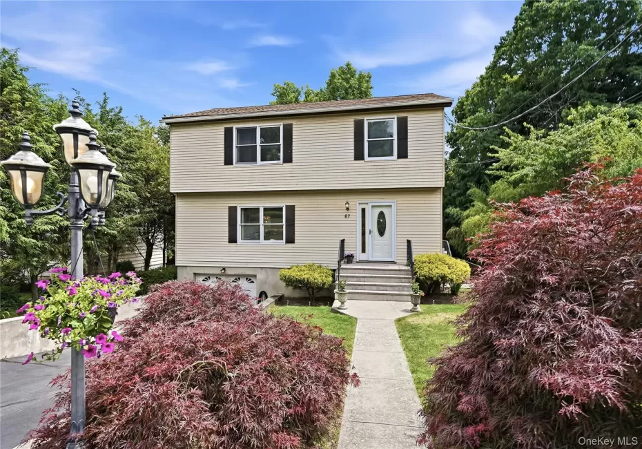 Welcome to 67 Sherwood Drive! Welcome to 67 Sherwood Drive!