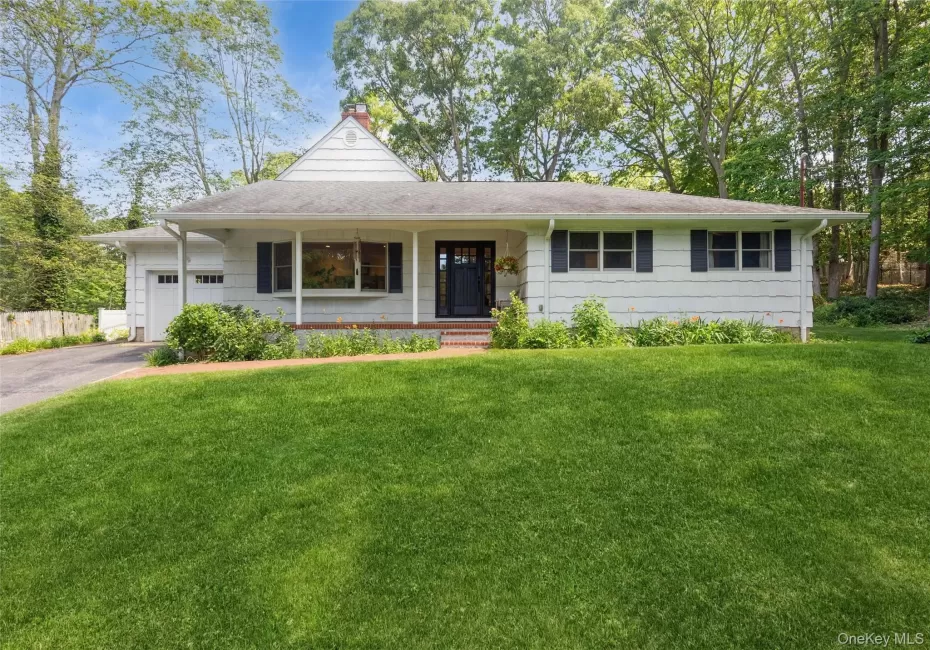 23 Eastwood Road, Brookhaven, NY, 3 Bedrooms Bedrooms, 7 Rooms Rooms,2 BathroomsBathrooms,Residential,For Rent,Eastwood,0,1015266 23 Eastwood Road, Brookhaven, NY, 3 Bedrooms Bedrooms, 7 Rooms Rooms,2 BathroomsBathrooms,Residential,For Rent,Eastwood,0,1015266