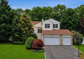 16 English Ivy Lane, Brookhaven, NY, 5 Bedrooms Bedrooms, 9 Rooms Rooms,4 BathroomsBathrooms,Residential,For Rent,English Ivy,0,1015366 16 English Ivy Lane, Brookhaven, NY, 5 Bedrooms Bedrooms, 9 Rooms Rooms,4 BathroomsBathrooms,Residential,For Rent,English Ivy,0,1015366