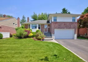 31 Irene Lane, Oyster Bay, NY, 3 Bedrooms Bedrooms, 7 Rooms Rooms,3 BathroomsBathrooms,Residential,For Rent,Irene,0,1015350 31 Irene Lane, Oyster Bay, NY, 3 Bedrooms Bedrooms, 7 Rooms Rooms,3 BathroomsBathrooms,Residential,For Rent,Irene,0,1015350