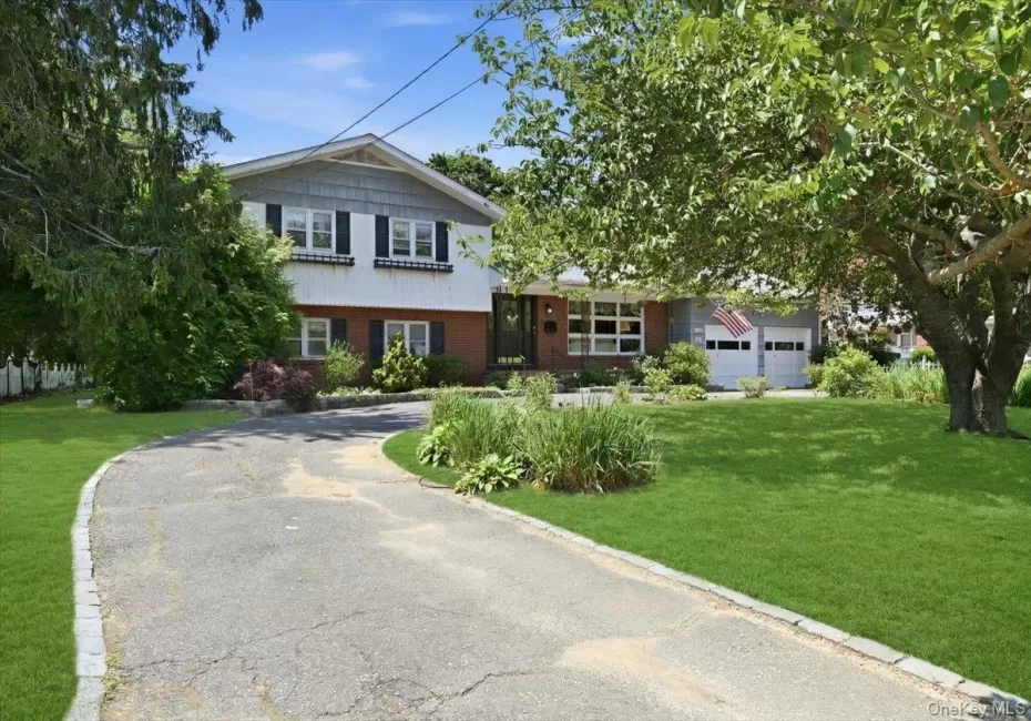 40 Bayview Avenue, Babylon, NY, 4 Bedrooms Bedrooms, 10 Rooms Rooms,2 BathroomsBathrooms,Residential,For Rent,Bayview,0,1015262 40 Bayview Avenue, Babylon, NY, 4 Bedrooms Bedrooms, 10 Rooms Rooms,2 BathroomsBathrooms,Residential,For Rent,Bayview,0,1015262