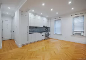 24-51 38TH Street, New York, NY, 2 Bedrooms Bedrooms, 3 Rooms Rooms,1 BathroomBathrooms,Residential Lease,For Rent,38TH,0,1015351 24-51 38TH Street, New York, NY, 2 Bedrooms Bedrooms, 3 Rooms Rooms,1 BathroomBathrooms,Residential Lease,For Rent,38TH,0,1015351
