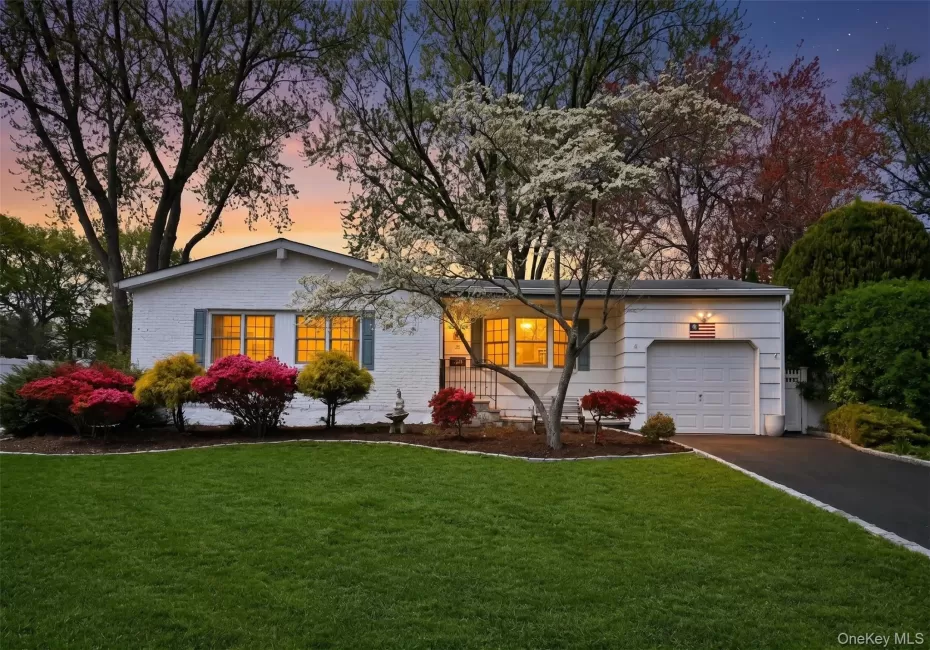 28 Dartmouth Drive, Smithtown, NY, 3 Bedrooms Bedrooms, 13 Rooms Rooms,1 BathroomBathrooms,Residential,For Rent,Dartmouth,0,1015455 28 Dartmouth Drive, Smithtown, NY, 3 Bedrooms Bedrooms, 13 Rooms Rooms,1 BathroomBathrooms,Residential,For Rent,Dartmouth,0,1015455