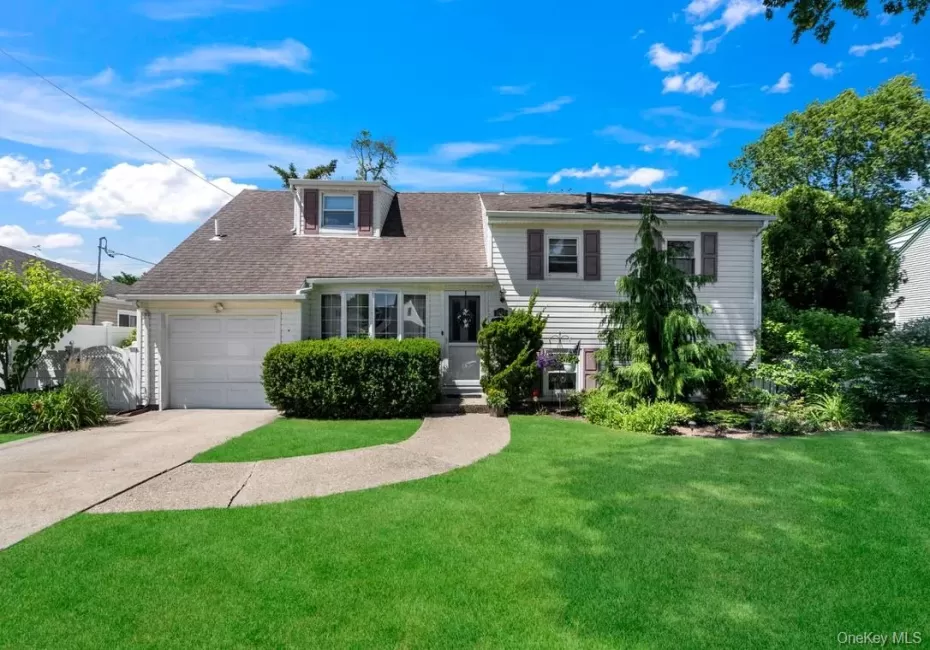 3589 Wyanet Street, Hempstead, NY, 4 Bedrooms Bedrooms, 12 Rooms Rooms,2 BathroomsBathrooms,Residential,For Rent,Wyanet,0,1009036 3589 Wyanet Street, Hempstead, NY, 4 Bedrooms Bedrooms, 12 Rooms Rooms,2 BathroomsBathrooms,Residential,For Rent,Wyanet,0,1009036