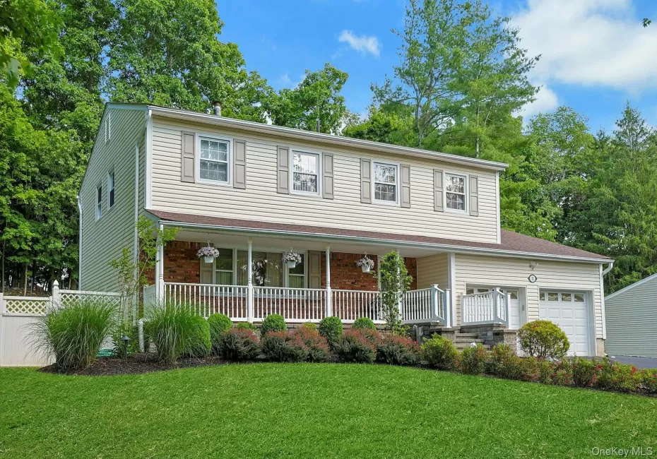 32 Sandstone Trail, Clarkstown, NY, 4 Bedrooms Bedrooms, 9 Rooms Rooms,2 BathroomsBathrooms,Residential,For Rent,Sandstone,0,1015015 32 Sandstone Trail, Clarkstown, NY, 4 Bedrooms Bedrooms, 9 Rooms Rooms,2 BathroomsBathrooms,Residential,For Rent,Sandstone,0,1015015